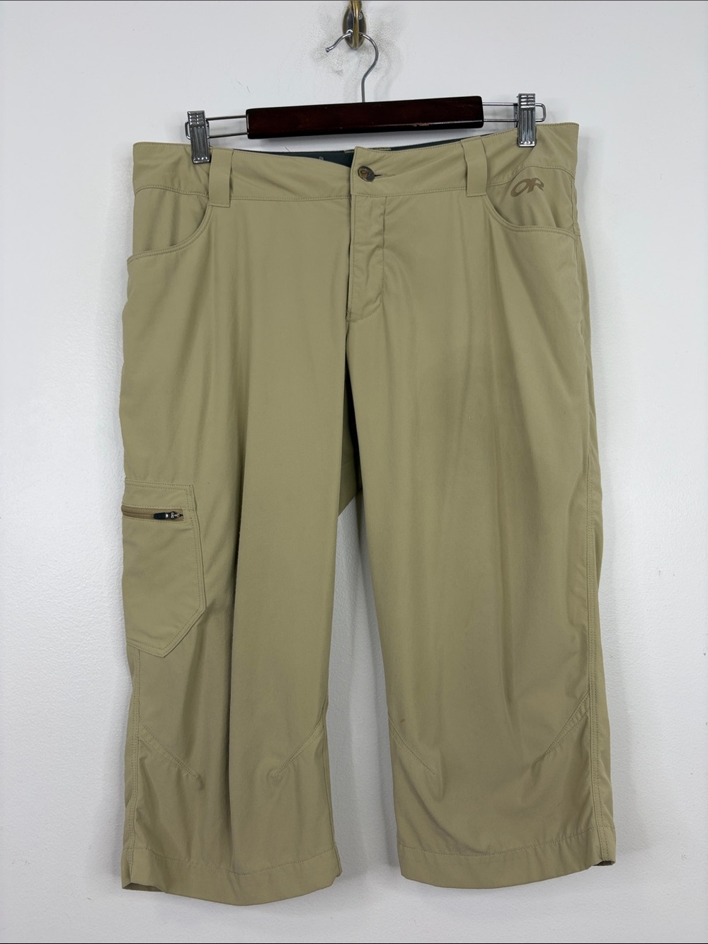Outdoor Research Ferrosi Capris Womens 10 Beige Light Stretch Pants Travel Camp